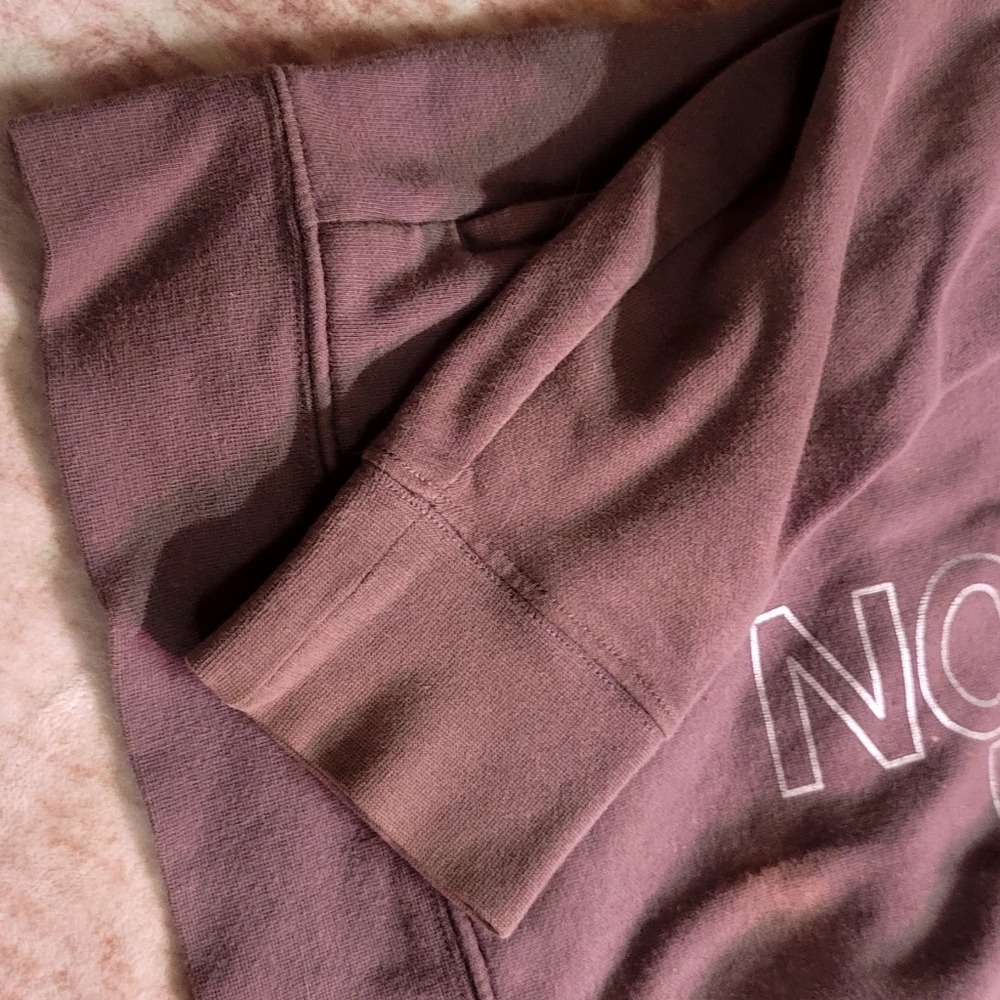 The North Face Women’s Hoodie Sweatshirt Purple Size Medium - Picture 3 of 7